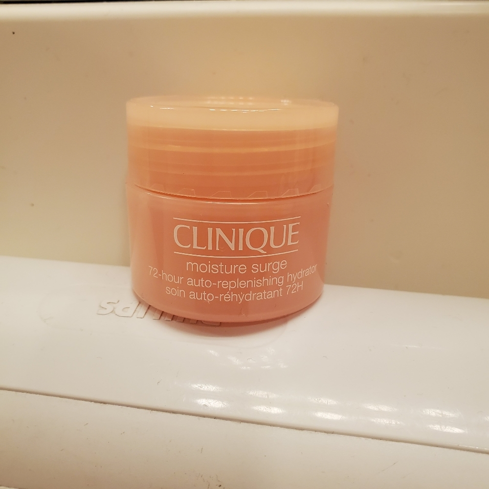 NEW! Clinique Moisture Surge Travel Size 15ml